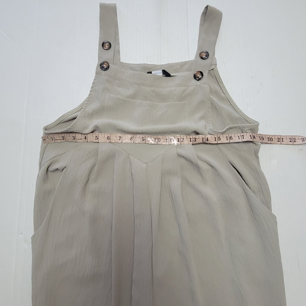 Overalls - Picture 12 of 16